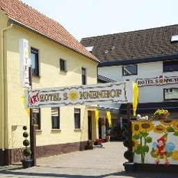 Exterior view ART-Hotel Sonnenhof Fotos