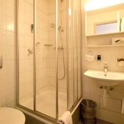 Bathroom Münchnerhof Swiss Quality - Messeplatz Fotos