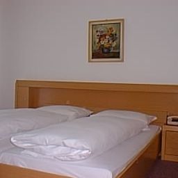 Room Bauer Fotos