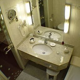 Cuarto de baño Continental Fotos