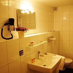 Bathroom Drei Kronen Fotos