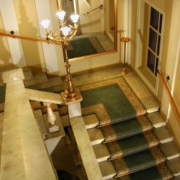 Hall Grand Fotos