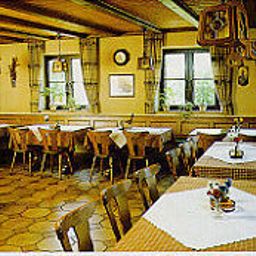 Frühstücksraum im Restaurant Zum Grünen Wald Gaststätte-Pension Fotos