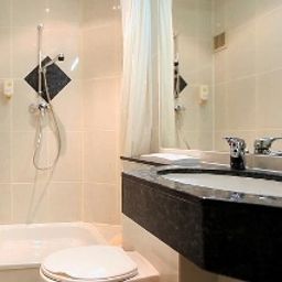 Cuarto de baño Schweizer Hof Fotos
