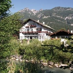 Außenansicht Aschenbrenner Fotos