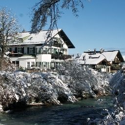 Außenansicht Aschenbrenner Fotos