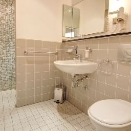 Łazienka Gates Novum Fotos