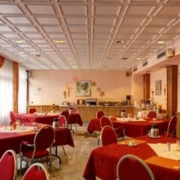 Комната для завтраков Zum Babbelnit Fotos