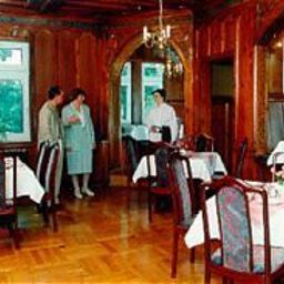 Sala de desayuno en el restaurante Haus Hainstein Fotos