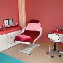 Kosmetik Zur Guten Quelle Fotos