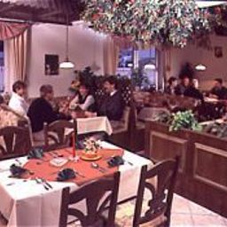 Frühstücksraum im Restaurant Zur Guten Quelle Fotos