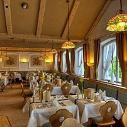 Sala colazione nel ristorante Königshof Hotel Resort Fotos