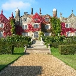 Vista exterior Eastwell Manor Hotel and Spa Fotos