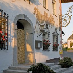 Vista esterna Strasserwirt Herrenansitz zuTirol Fotos