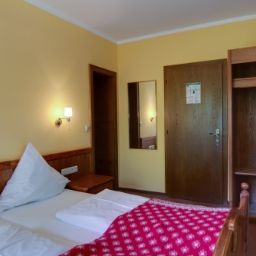  Kurparkhotel Fotos