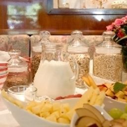 Buffet Sangermann Landhotel Fotos
