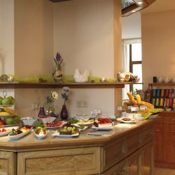 Buffet Kleefelder Hof Garni Fotos