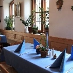 Salle du petit-déjeuner située dans le restaurant Zantl Fotos