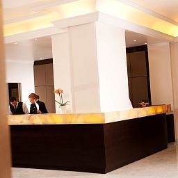 Halle Grand Hotel Suisse-Majestic Fotos