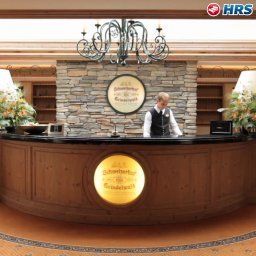 Recepción Romantik Hotel Schweizerhof Fotos