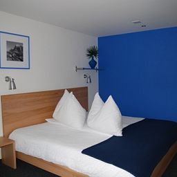 Camera Lauberhorn Nichtraucherhotel Fotos