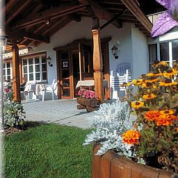 Außenansicht Waldrand Hotel-Restaurant Fotos