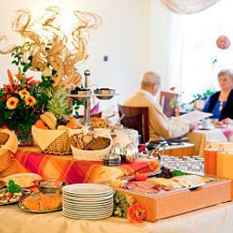 Salle du petit-déjeuner Birkenstern Fotos