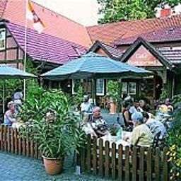Terrasse Acht Linden Fotos
