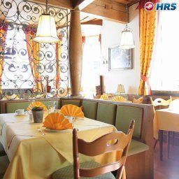 Breakfast room within restaurant Zur Post Romantik Hotel Fotos