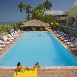 Basen Radisson Fort George Hotel and Marina Fotos