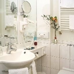 Bathroom Garden Hotel Fotos