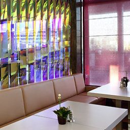 Бар ibis Budapest Aero Fotos