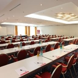  Ramada Frankfurt Airport West Fotos