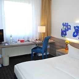 Бизнес-номер Ramada Frankfurt Airport West Fotos