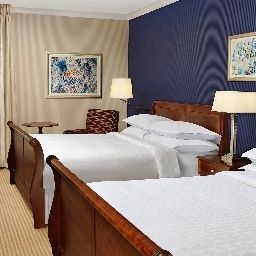 Camera per famiglie Sheraton Skyline Hotel London Heathrow Fotos