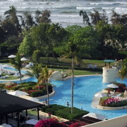 Piscine InterContinental MUSCAT Fotos