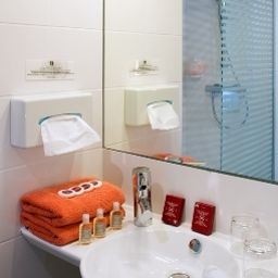 Bathroom Le Rapp Hotel Restaurant Fotos