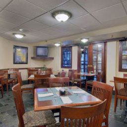 Restaurant Howard Johnson Hotel - Newark Arpt Fotos