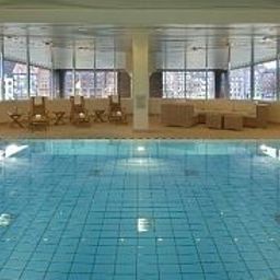 Pool Radisson Blu Senator Fotos