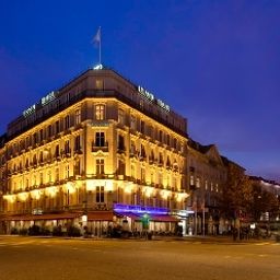Außenansicht Grand Hotel Fotos