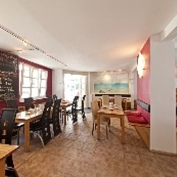 Salle du petit-déjeuner Centrum Aachener Hof Fotos