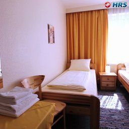  Auto-Parkhotel Fotos