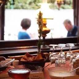Буфет Forsthaus Fotos