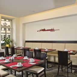 Salle du petit-déjeuner TRYP by Wyndham (ex Grand City) Fotos