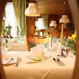 Зал для завтрака Kaisers Tanne Ferienhotel Fotos