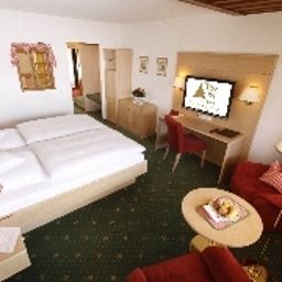 Номер Kaisers Tanne Ferienhotel Fotos