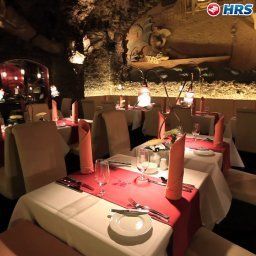 Salle du petit-déjeuner située dans le restaurant Adria Fotos