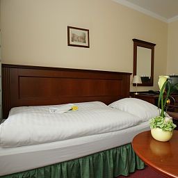 Room Lunik Fotos
