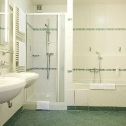 Badezimmer Best Western PLUS Meteor Plaza Fotos