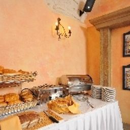Buffet Metamorphis Fotos